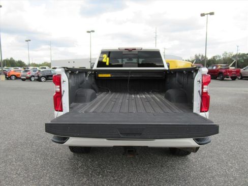 Used 2021 Chevrolet Silverado 3500 High Country w/ Z71 Off-Road Package image 6
