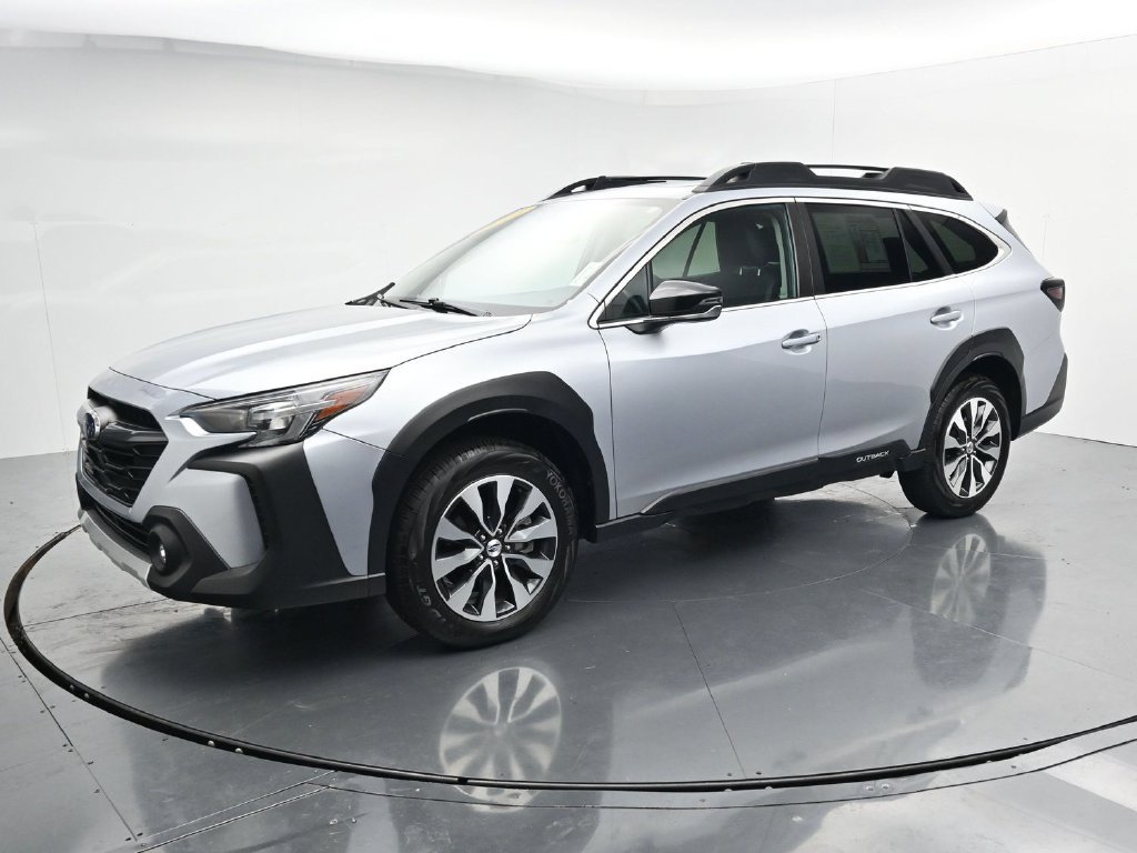 Used 2024 Subaru Outback Limited AWD/4WD image 4