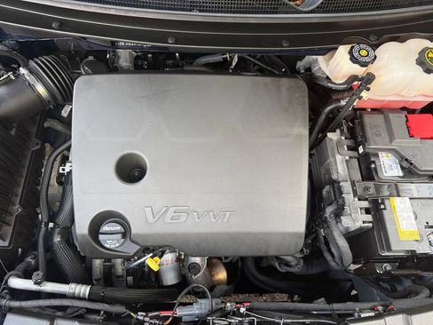 Used 2023 Chevrolet Traverse LT w/ LPO, Floor Liner Package AWD/4WD image 23