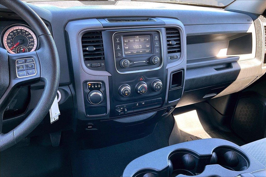 Used 2017 RAM 1500 Express RWD image 12