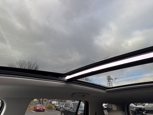 New 2026 GMC Terrain Denali w/ LPO, Black Badging Package image 38