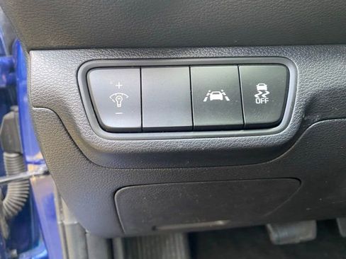 Used 2020 Kia Forte LXS image 17