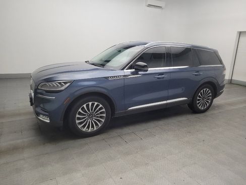 Used 2020 Lincoln Aviator Reserve w/ Elements Package Plus AWD/4WD image 2