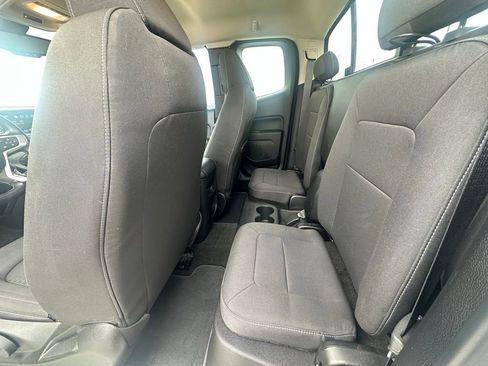 Used 2016 GMC Canyon SLE w/ SLE Convenience Package image 25