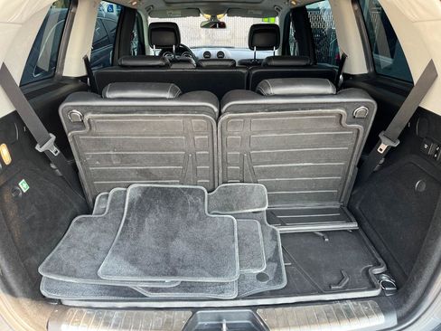 Used 2011 Mercedes-Benz GL 320 BlueTEC 4MATIC image 17