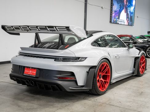 Used 2025 Porsche 911 GT3 RS RWD image 8