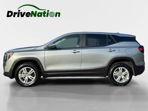 Used 2024 GMC Terrain SLE AWD/4WD image 8