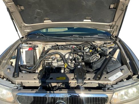 Used 2001 Buick Century Custom image 14