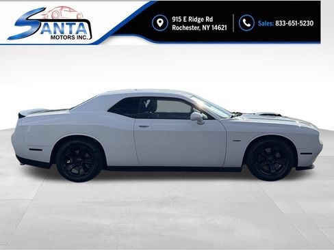 Used 2015 Dodge Challenger R/T Plus RWD image 4