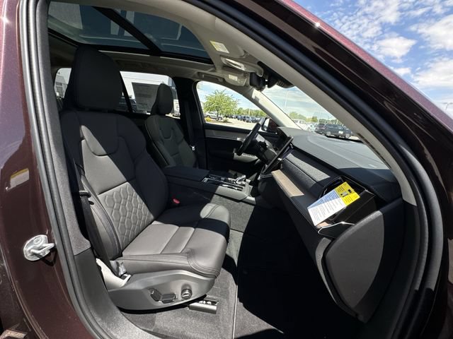 New 2026 Volvo XC90 T8 Plus w/ Protection Package Premier AWD/4WD image 29