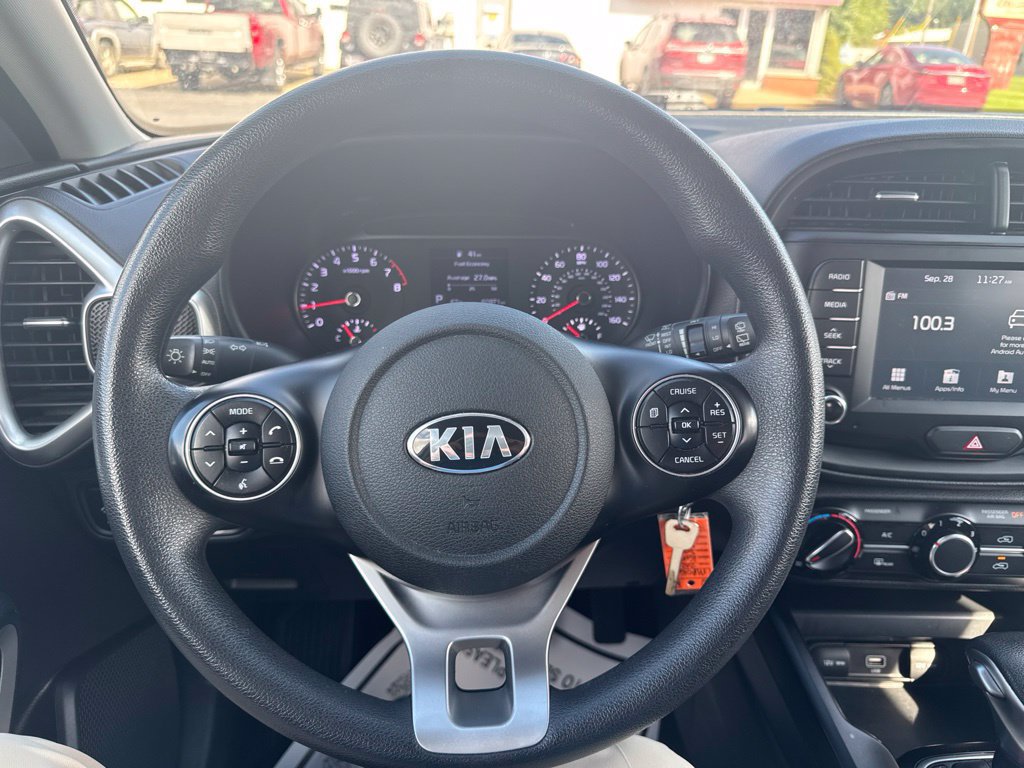 Used 2020 Kia Soul LX FWD image 14