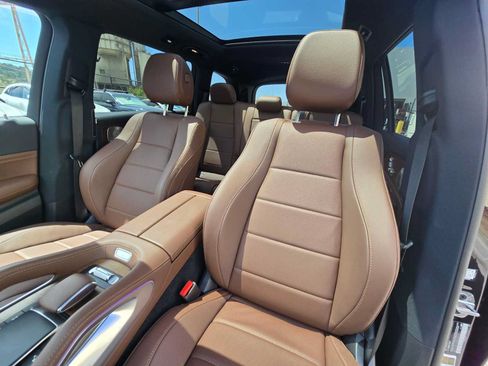 Used 2026 Mercedes-Benz GLS 450 4MATIC image 26