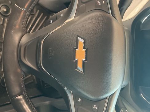 Used 2020 Chevrolet Bolt LT image 14