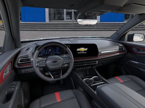 New 2026 Chevrolet Traverse RS w/ LPO, Floor Liner Package AWD/4WD image 15