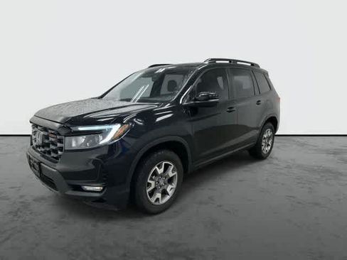 Used 2023 Honda Passport TrailSport image 8