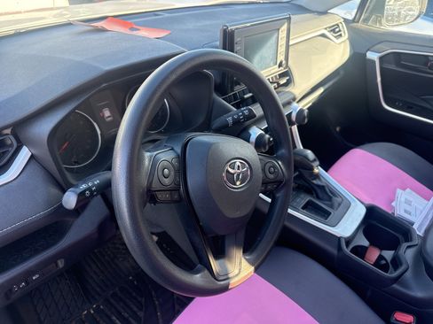 Certified 2021 Toyota RAV4 LE image 10