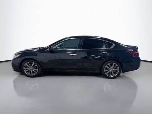 Used 2018 Nissan Altima 2.5 SR w/ SR Special Edition image 10
