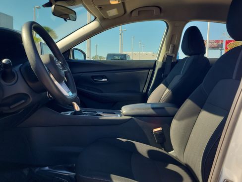 Certified 2024 Nissan Sentra SV image 21