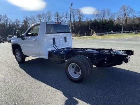 New 2026 Chevrolet Silverado 3500 LT w/ Convenience Package image 5