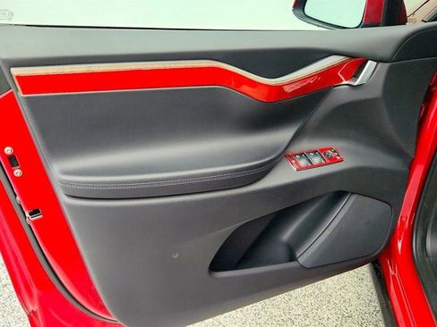 Used 2019 Tesla Model X 100D image 15