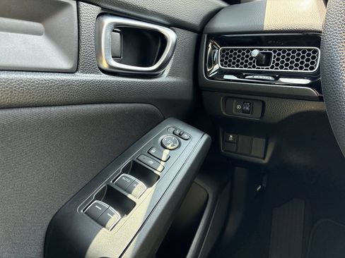 Certified 2026 Honda Civic LX image 39