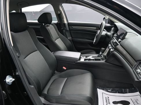 Used 2022 Honda Accord LX image 32