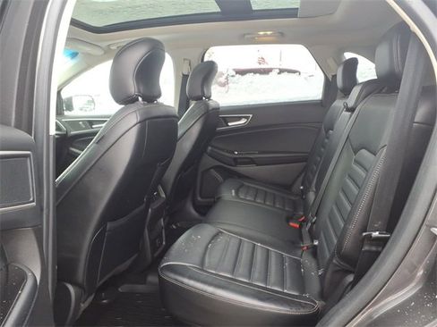 Used 2017 Ford Edge SEL w/ Canadian Touring Package image 15