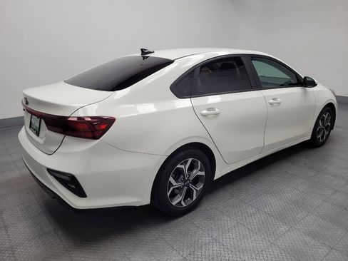 Used 2020 Kia Forte LXS FWD image 10
