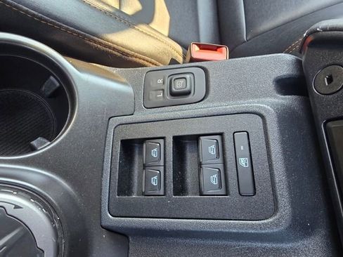 Used 2023 Ford Bronco Badlands w/ Sasquatch Package image 16