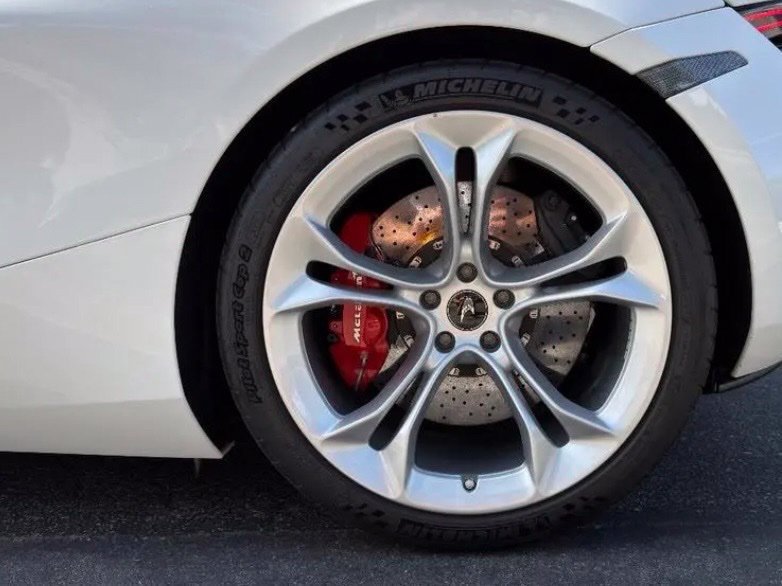 Used 2020 McLaren 720S Performance RWD image 18