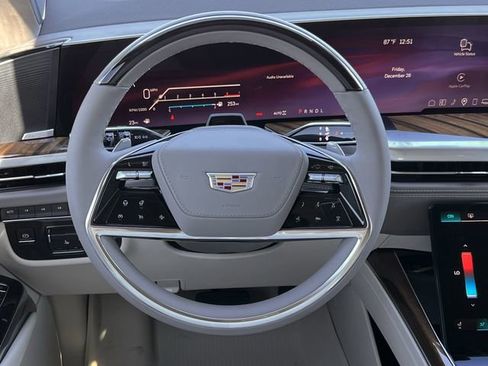 Certified 2026 Cadillac Escalade ESV Platinum Sport w/ LPO, ONYX Package image 15