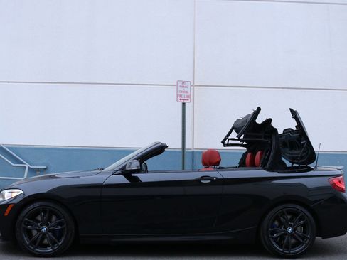 Used 2016 BMW M235i Convertible image 13