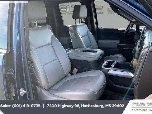 Used 2019 Chevrolet Silverado 1500 LTZ w/ LTZ Plus Package AWD/4WD image 7
