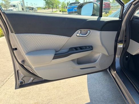 Used 2015 Honda Civic LX image 9