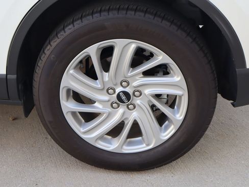 Used 2024 Lincoln Corsair FWD image 28