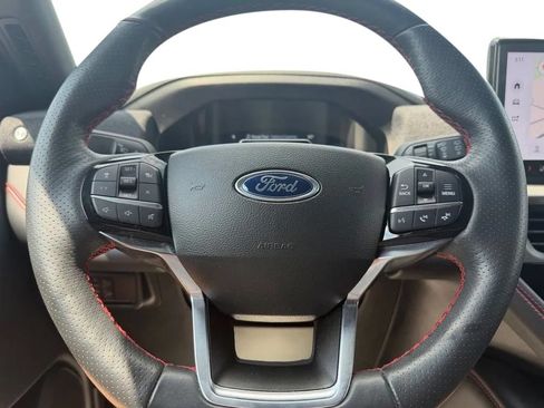 Used 2025 Ford Explorer ST-Line AWD/4WD image 15