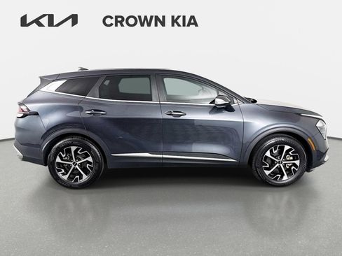 Certified 2023 Kia Sportage EX FWD image 4