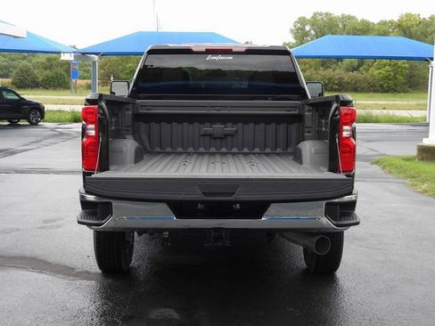 Used 2025 Chevrolet Silverado 2500 LT image 26