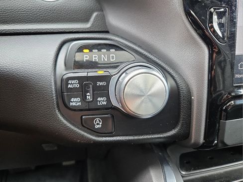 Used 2022 RAM 1500 Laramie AWD/4WD image 21