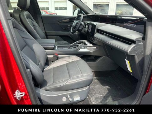 New 2025 Lincoln Nautilus Premier w/ Equipment Group 102A image 13