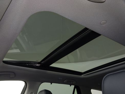 New 2025 Honda Pilot Touring image 22