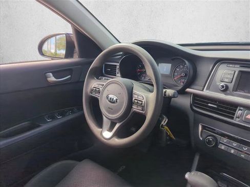 Used 2017 Kia Optima LX image 25