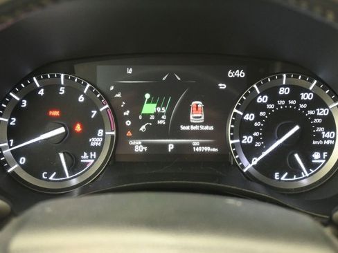 Used 2020 Toyota Highlander XLE FWD image 15