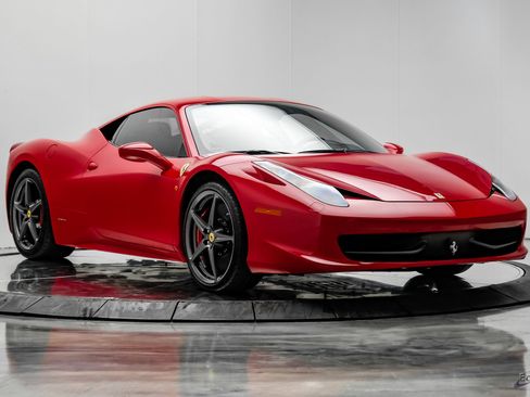 Used 2015 Ferrari 458 Italia Coupe RWD image 29
