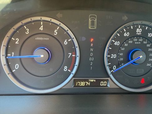 Used 2010 Honda Crosstour EX-L image 20