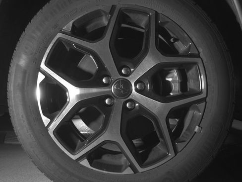 Used 2025 Jeep Compass Limited image 13