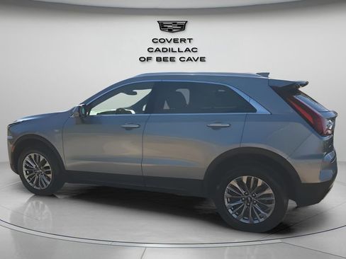 Used 2024 Cadillac XT4 Premium Luxury image 6