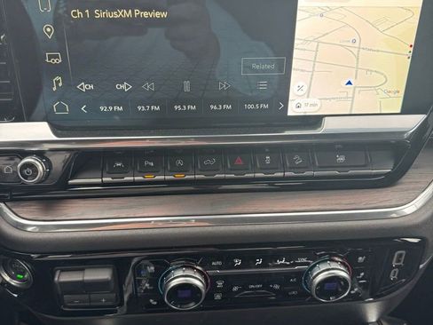 Certified 2024 GMC Sierra 1500 SLT w/ SLT Premium Plus Package image 7