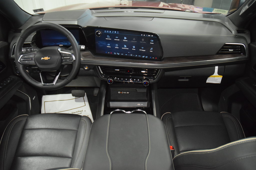Used 2025 Chevrolet Tahoe Premier AWD/4WD image 32