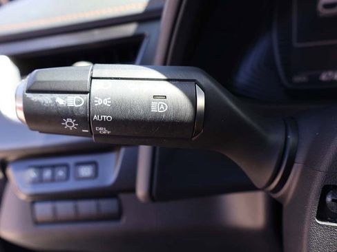 Used 2019 Lexus UX 200 image 48